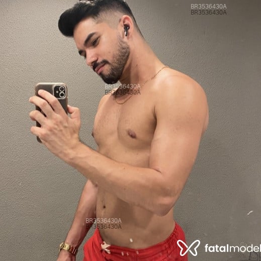 Acompanhante Rodrigo Goes - Feed