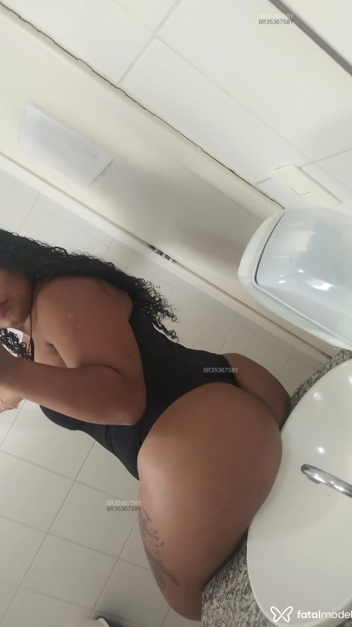Acompanhante Karina - Feed