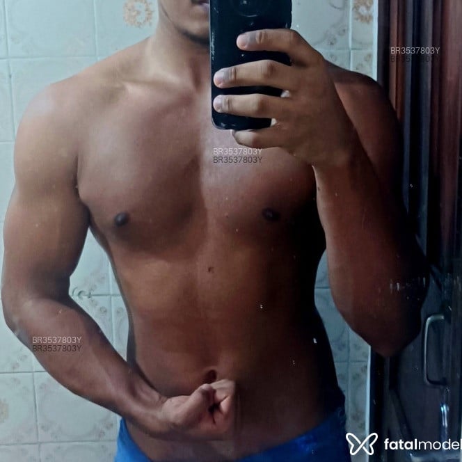 Acompanhante Gggrandão - Feed