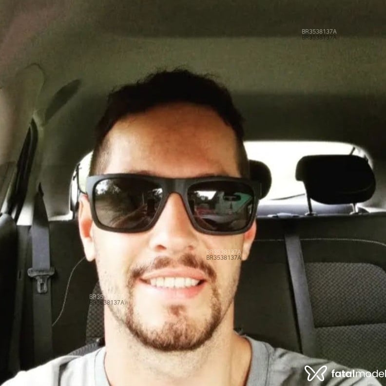 Acompanhante Rodrigo - Feed