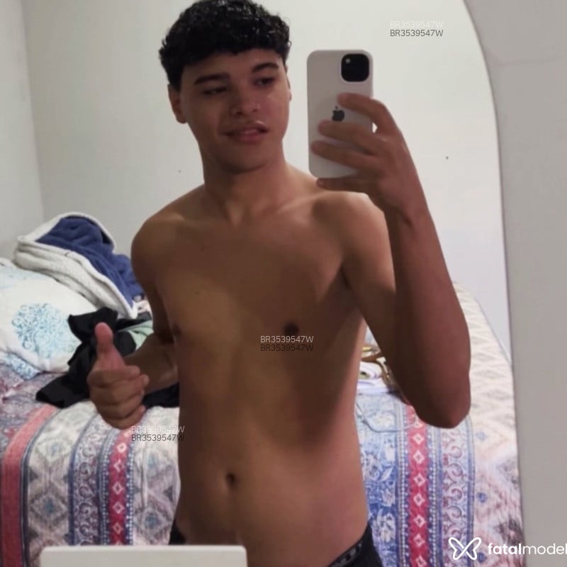 Acompanhante Felipe - Feed