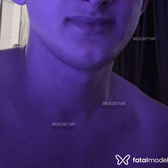 Acompanhante Cestare - Feed