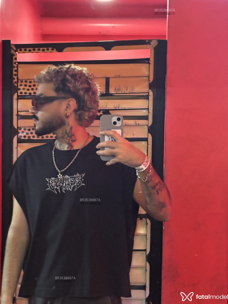 Acompanhante Matheus - Feed