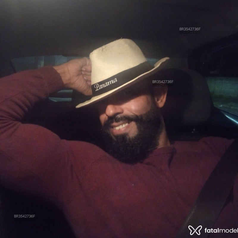 Acompanhante Bigtaubate - Feed