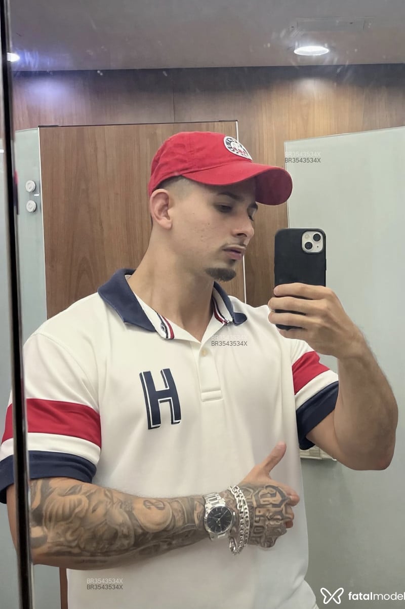 Acompanhante Guilherme - Feed