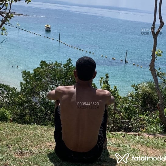 Acompanhante Baianinho - Feed
