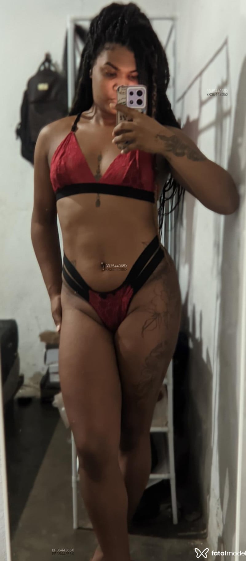 Acompanhante Narinha - Feed