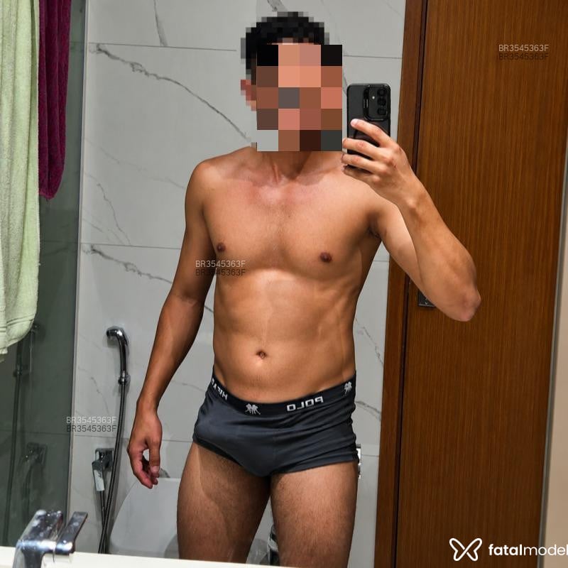 Acompanhante Arthur Pereira - Feed