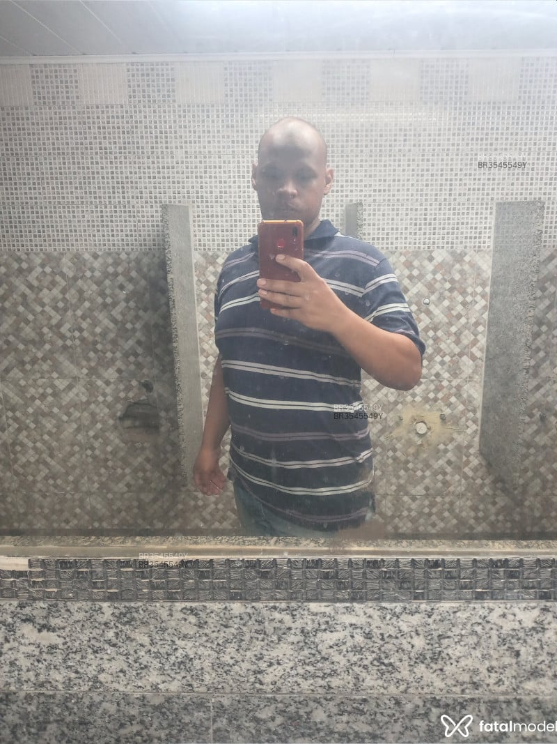Acompanhante Henrique - Feed