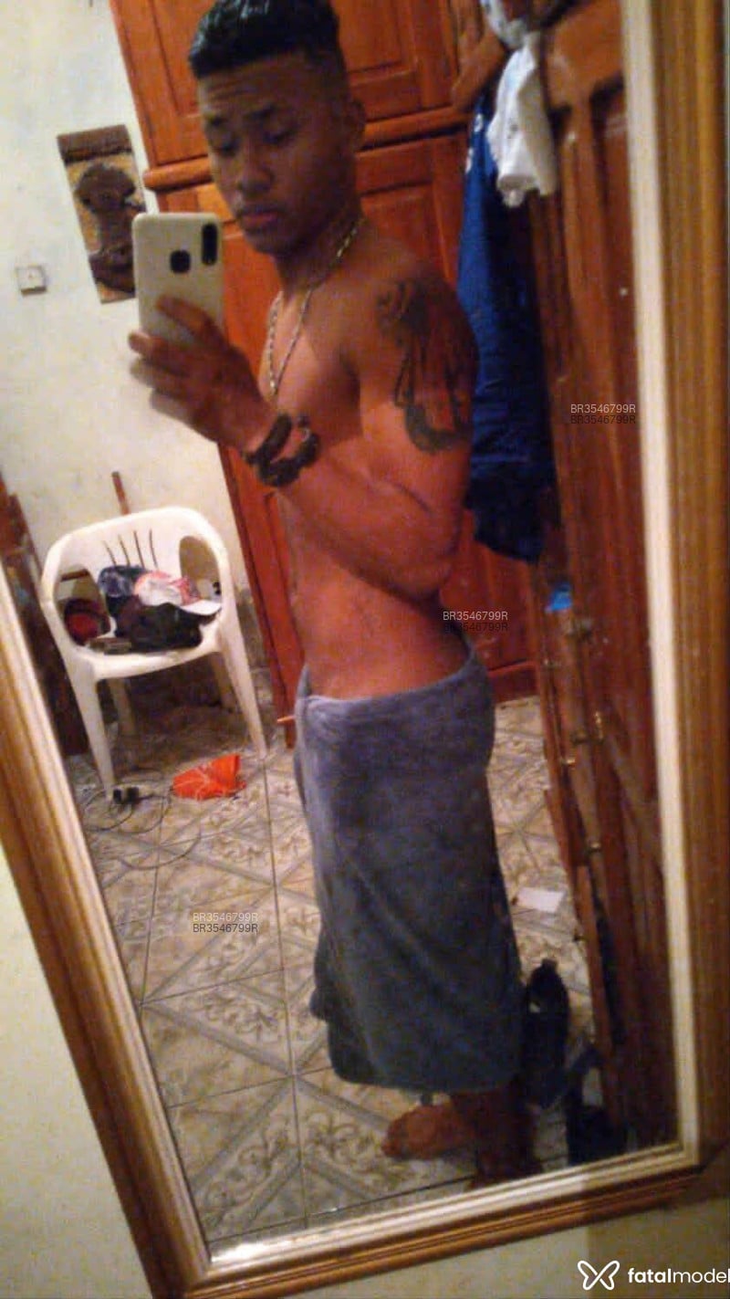 Acompanhante Bombeiro - Feed