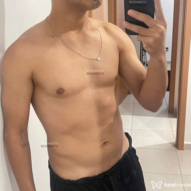 Acompanhante Henrique - Feed