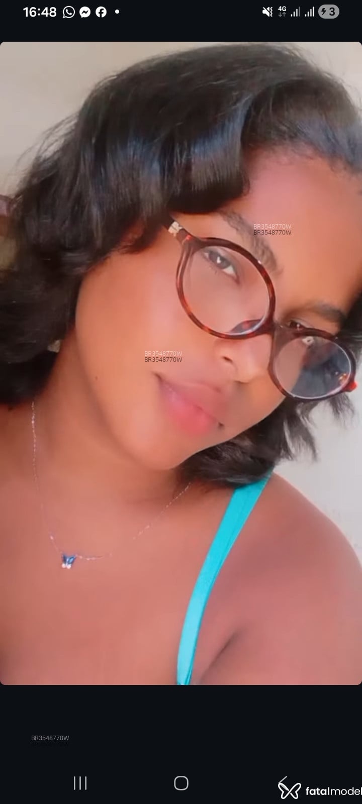 Acompanhante Aninha - Feed