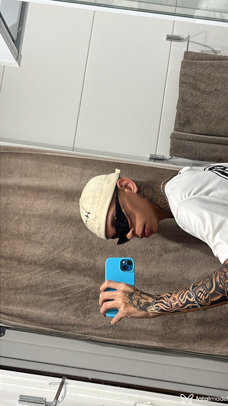 Acompanhante Kevin - Feed