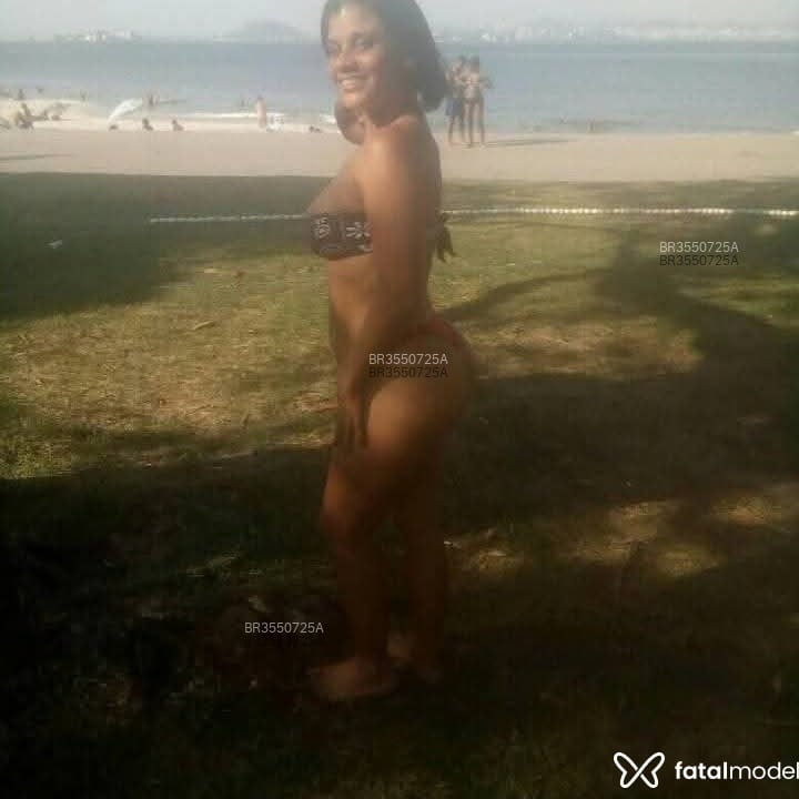 Acompanhante Letícia - Feed