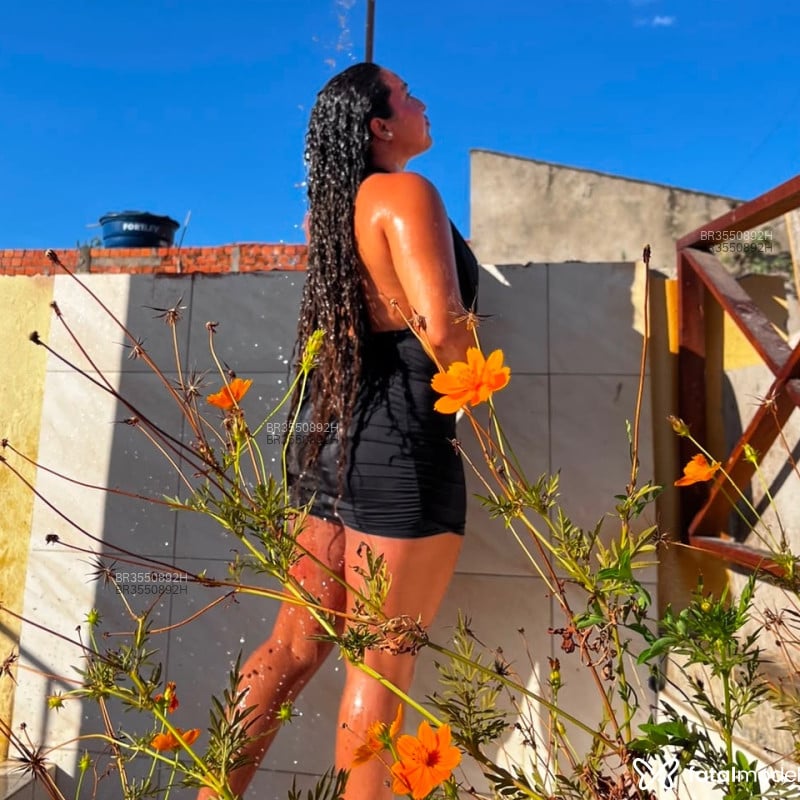 Acompanhante Fernandes - Feed