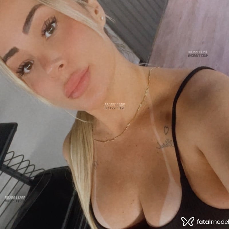 Acompanhante Eduarda - Feed
