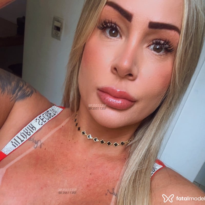 Acompanhante Eduarda - Feed