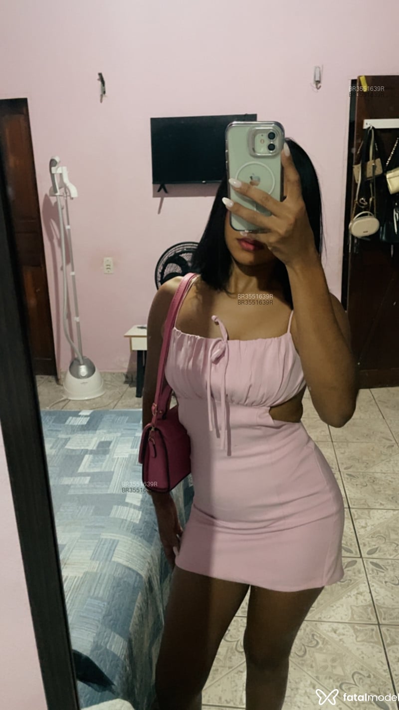 Acompanhante Morena - Feed