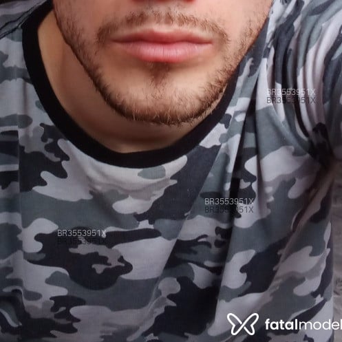 Acompanhante Caleb - Feed