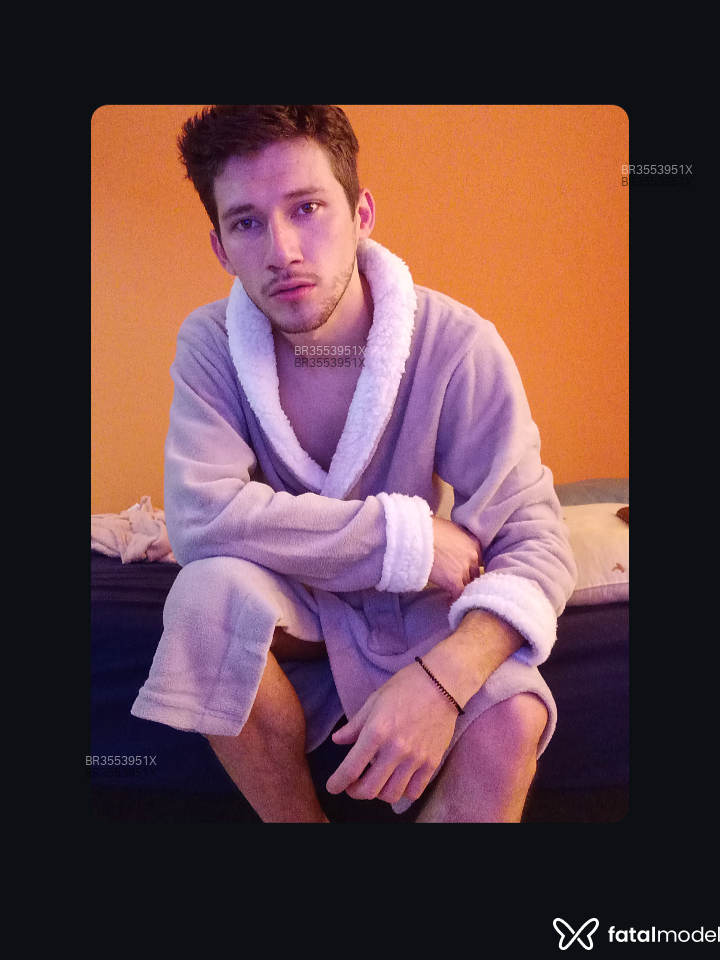 Acompanhante Caleb - Feed