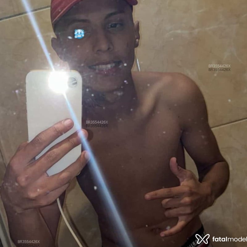 Acompanhante Victor - Feed