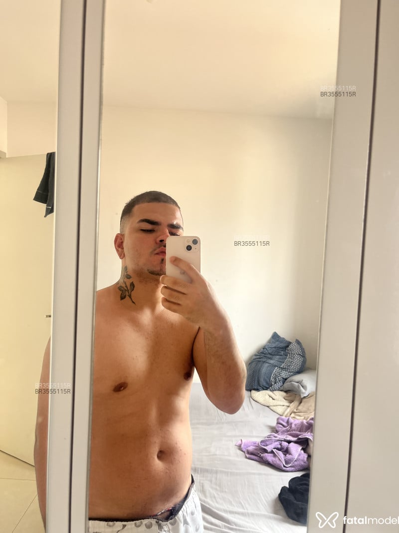 Acompanhante Rodrigo - Feed