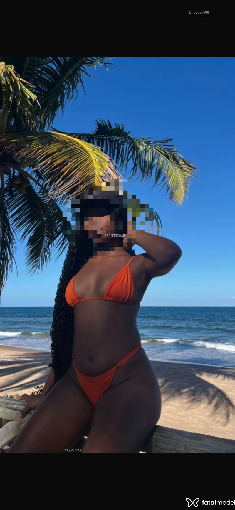 Acompanhante Preta - Feed