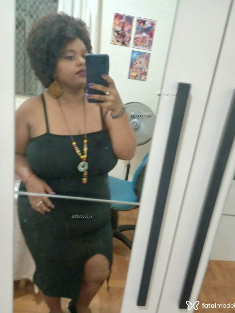 Acompanhante Oli Sampaio - Feed