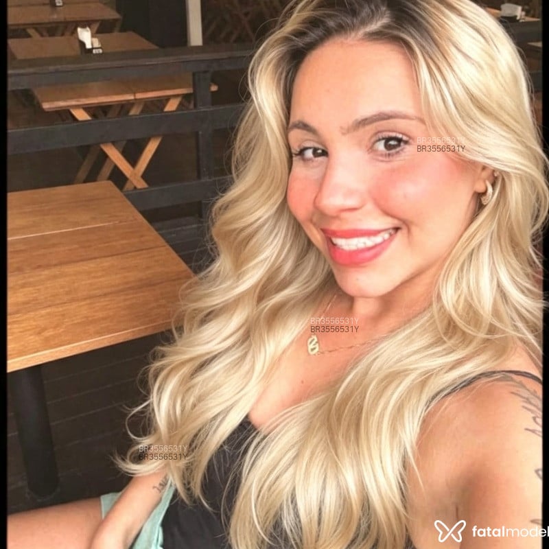 Acompanhante Agatha - Feed