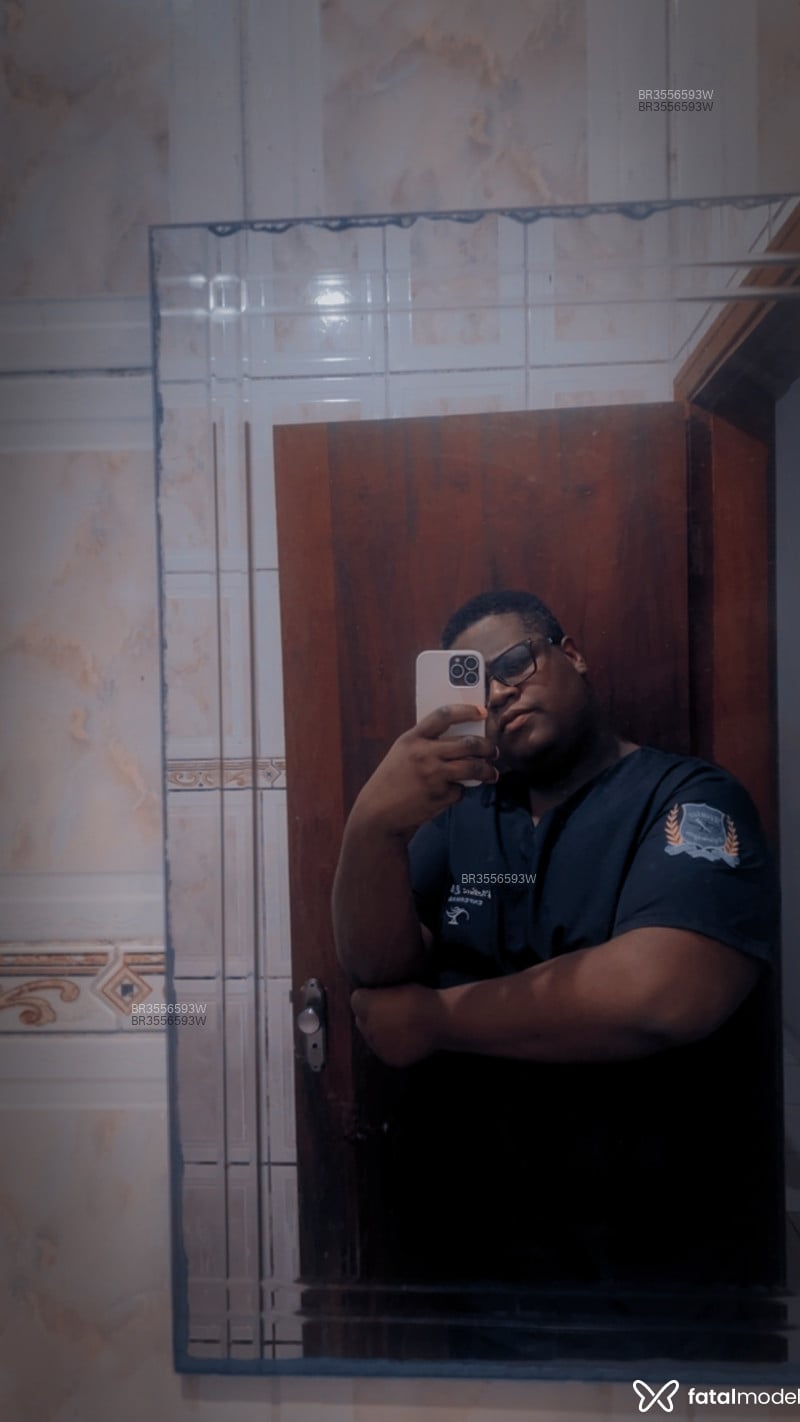 Acompanhante Matheus - Feed