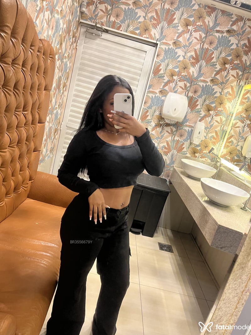 Acompanhante Evellyn - Feed
