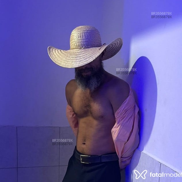 Acompanhante Leandro Pascoal - Feed