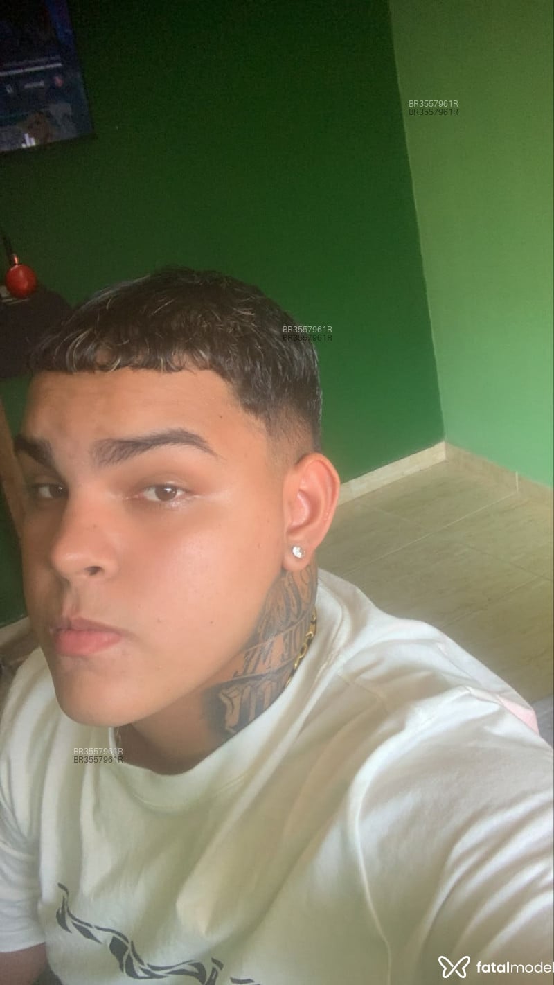 Acompanhante Lucas - Feed