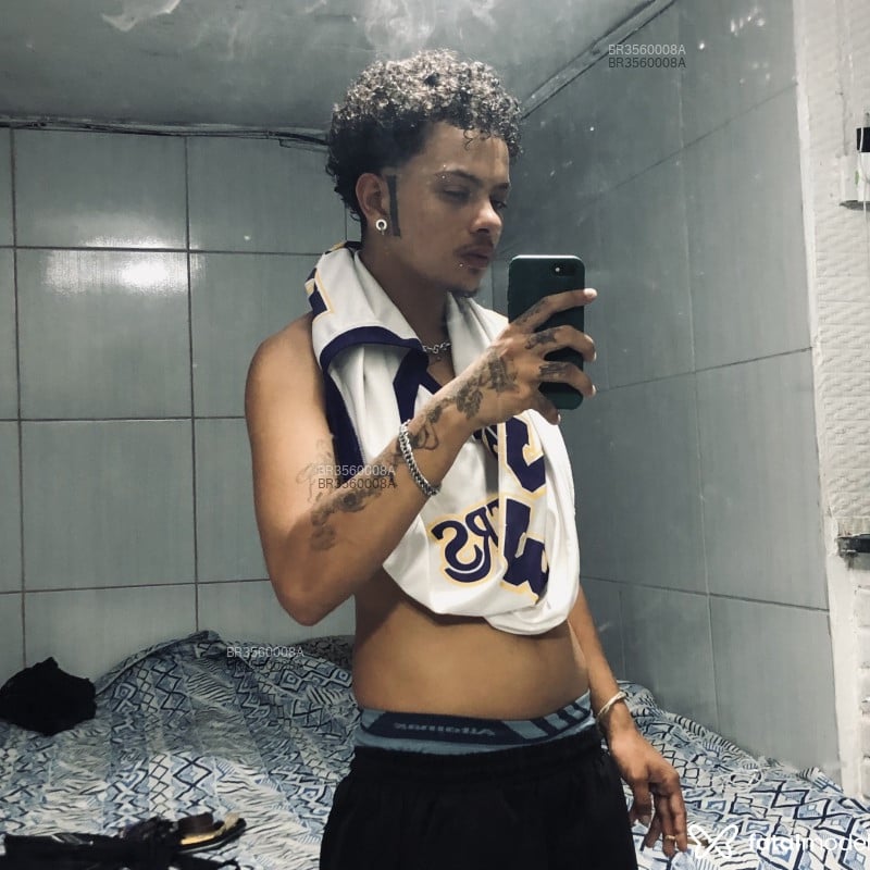 Acompanhante Felipe - Feed