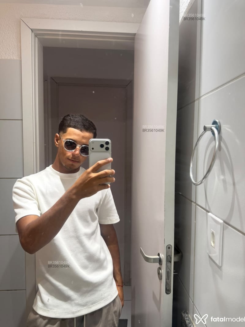 Acompanhante Cachoeira - Feed
