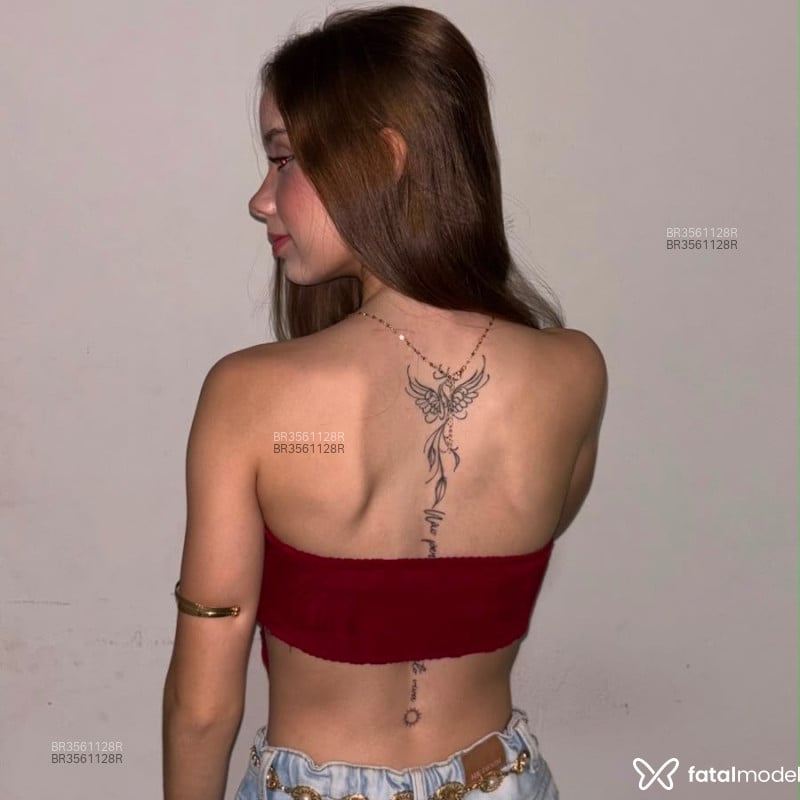 Acompanhante Luiza Simões - Feed