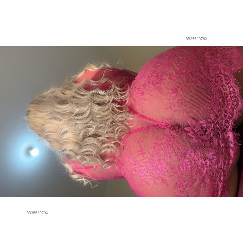 Acompanhante Mia Alves - Feed
