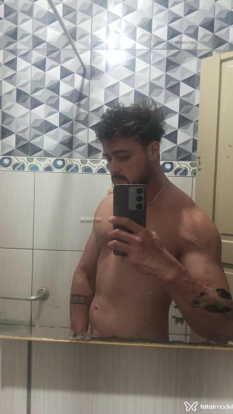 Acompanhante Leandro - Feed