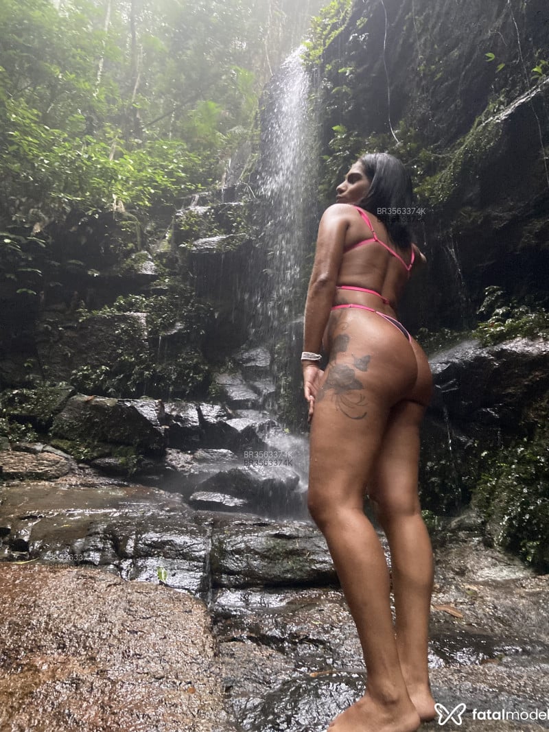 Acompanhante Morena - Feed