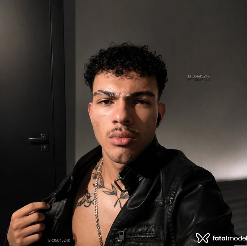 Acompanhante Juninho - Feed