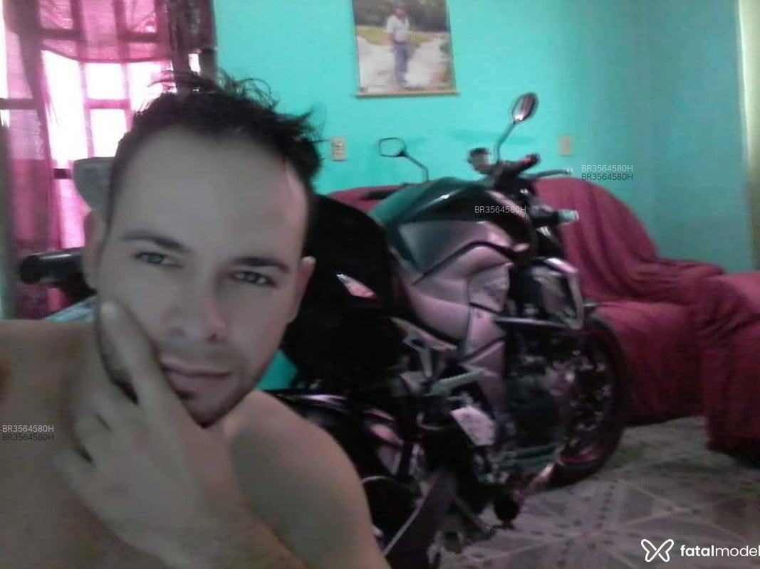 Acompanhante Erick - Feed