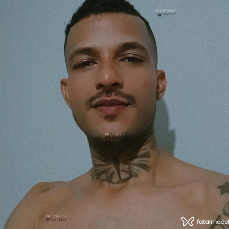 Acompanhante Kauê Sousa - Feed