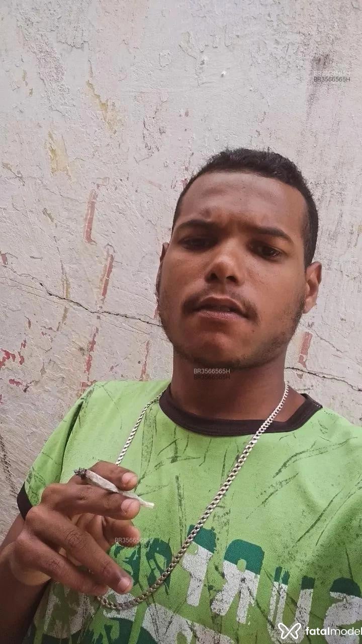 Acompanhante Alberto Silva - Feed