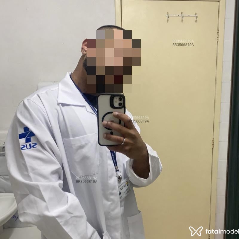 Acompanhante Enfermeiro Hetero - Feed