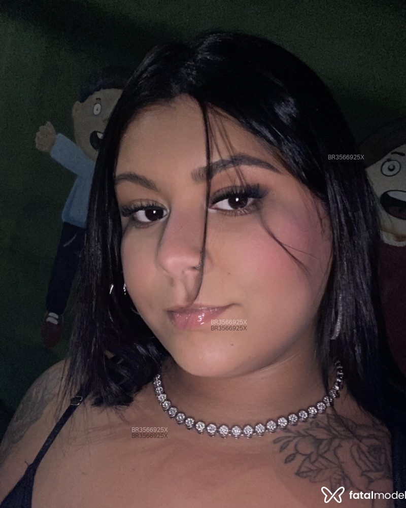 Acompanhante Debbie - Feed