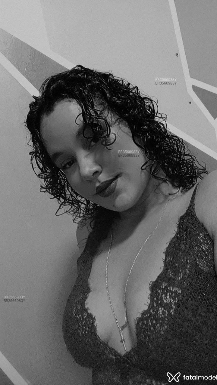 Acompanhante Leonina - Feed
