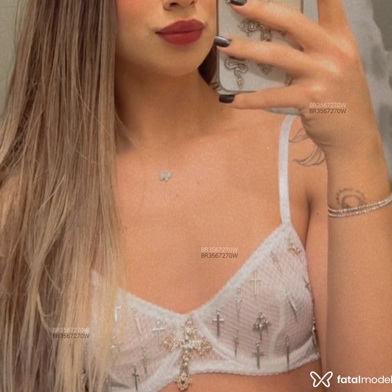 Acompanhante Anny Anora - Feed