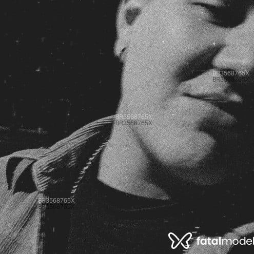Acompanhante Alexander - Feed