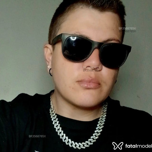 Acompanhante Alexander - Feed
