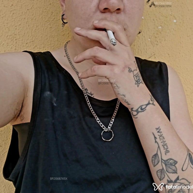 Acompanhante Alexander - Feed
